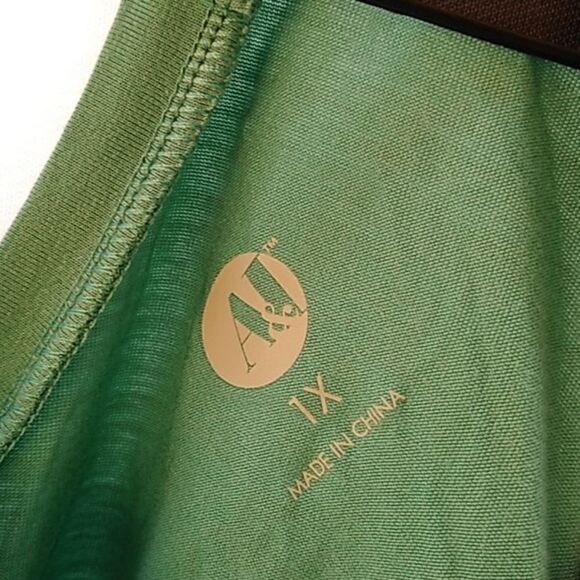 A&I top - Picture 3 of 3